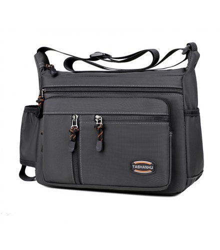 BM080 - Lightweight Outdoor Travel Bag